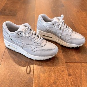 Nike Air Max 1 Cut Out Premium ‘Magnetic Field’ / Wolf Grey Shoes Women’s Sz 6.5